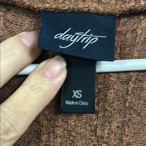 Daytrip Brown Cardigan Sweater Open Front Knit - Picture 2 of 5